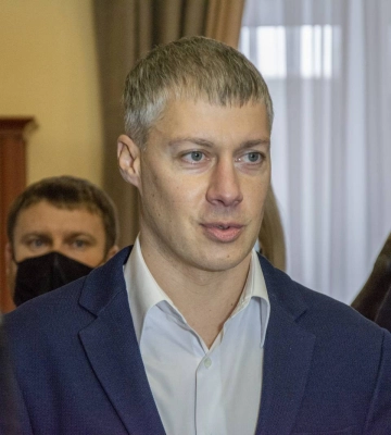 Ільюк запропонував передати кошти з продажу обʼєктів комунальної власності на підтримку Збройних сил України