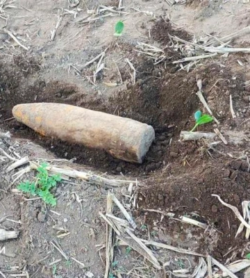 На Рівненщині під час польових робіт виявили два артснаряди часів Другої світової
