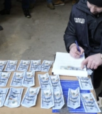 В Одесі викрили злочинну групу, члени якої вимагали в жителів міста неіснуючі борги