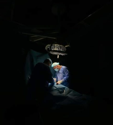 Большой кусок шашлыка застрял в пищеводе: львовские врачи спасли жизнь подростка