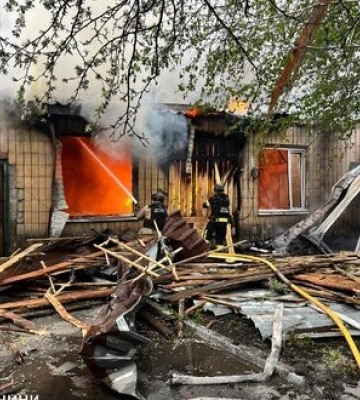 Росіяни «шахедами» завдали ударів по шахті у Добропіллі: є поранена