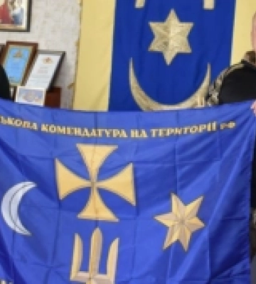 Дубенська громада отримала військову реліквію — прапор Суджанської сотні Сумського полку
