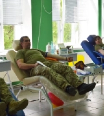 Прикордонники Західного кордону здали 250 літрів крові для порятунку життів
