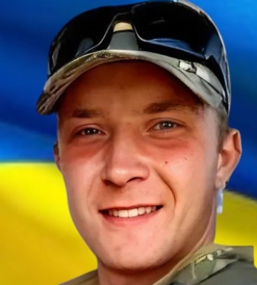 Загинув на Харківщині: волиняни попрощаються з Героєм Романом Возняком