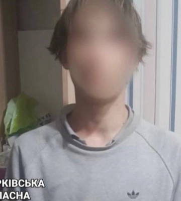 У Харкові 15-річну школярку підозрюють у підпалах авто військових