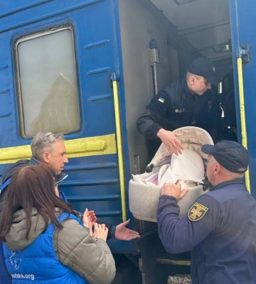 У громадах у зонах активних бойових дій у Донецькій області залишаються 28 тисяч мешканців, серед них 193 дитини - ОВА