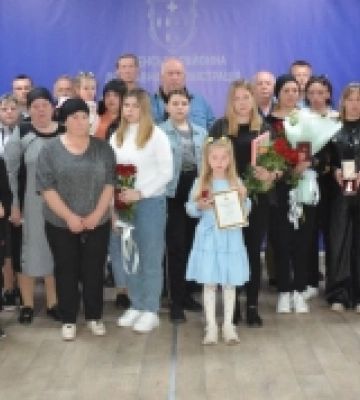На Дубенщині родинам загиблих бійців вручили державні нагороди
