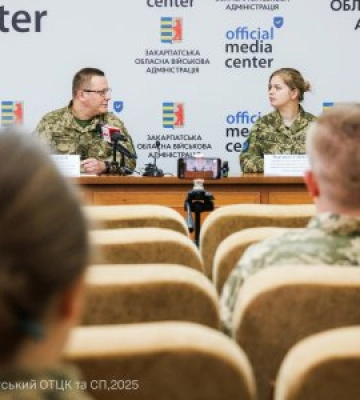 Молодь на захист України: у Закарпатті презентували можливості контрактної служби для добровольців 18–24 років