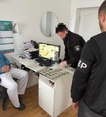 На Рівненщині травматолога судитимуть за спробу «вирішити» інвалідність за 2000 доларів