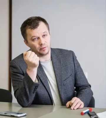 «Спав на підлозі». Милованов розказав, як став мільйонером