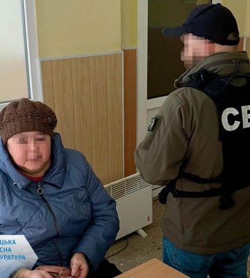 На Донеччині повідомлено про підозру жінці, яка активно поширювала фейки рф щодо України