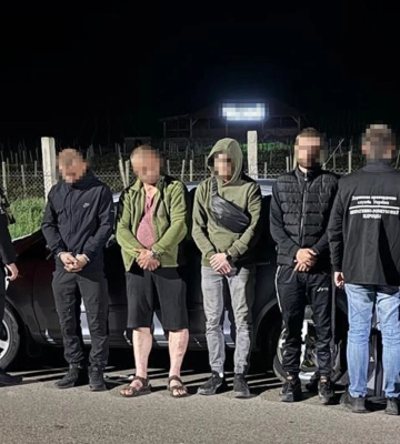 На Закарпатті ліквідували черговий канал незаконного переправлення ухилянтів через кордон