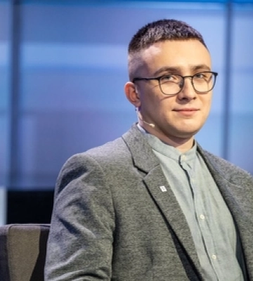 Сергій Стерненко заявив, що на нього напали: він поранений