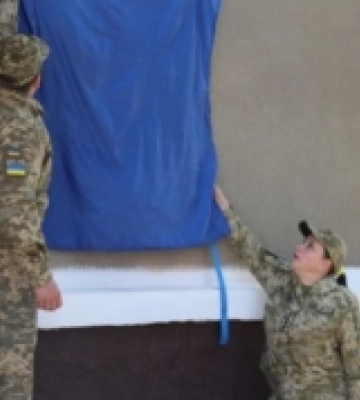 В Ізмаїлі відкрили меморіальну дошку полеглому воїну Віталію Гусакову