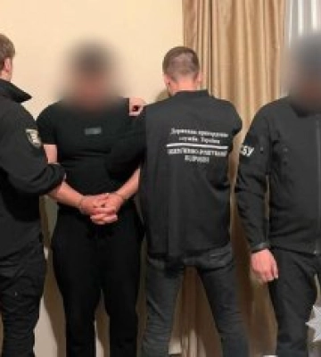 На Берегівщині викрито канал втечі ухилянтів за кордон: трьох зловмисників затримано