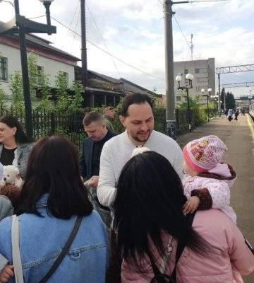 Найменшому малюку - 3 місяці: до Рівненщини евакуювали дітей з Миколаївщини