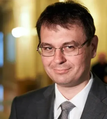 «Не хочу критикувати, але…» Гетманцев оцінив роботу нового керівництва Податкової