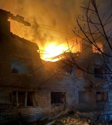 Росія атакувала Запоріжжя дронами: є постраждалі, виникли пожежі