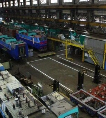 Ворог завдав масованого удару по локомотиворемонтному заводу у Запоріжжі, - &quot;Укрзалізниця&quot;