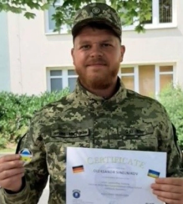 Пам’яті молодшого сержанта Олександра Синельникова (позивний «Семен») Пам’яті молодшого сержанта Олександра Синельникова (позивний «Семен»)