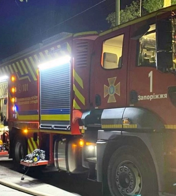 З-під завалів витягли трьох людей, всього - 29 поранених: у Запоріжжі завершили рятувальні роботи після атаки РФ