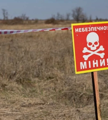 Під час розмінування Херсонщини поранення дістали сапери ДСНС з Одеської області