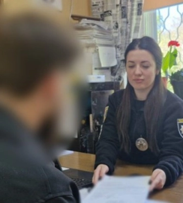Обіцяв вікна - забрав гроші: в Одесі викрили псевдомайстра-шахрая
