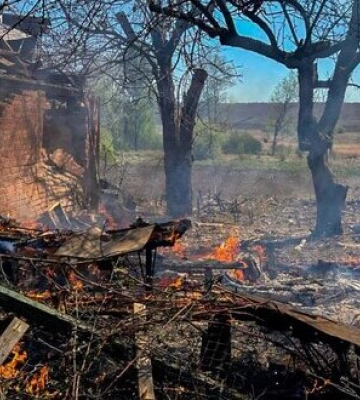 Ворог вдарив по селу на Харківщині, постраждала жінка