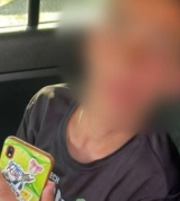 У Берегові підліток вийшов із зали суду і відразу вкрав у жінки телефон