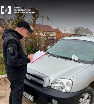 На Львівщині викрили масштабну схему ввезення авто під виглядом гуманітарки