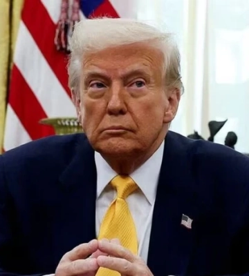 Трамп збирається скоротити витрати США на $1 трлн Трамп збирається скоротити витрати США на $1 трлн
