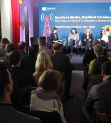У Києві експерти обговорили роль медіа у відновленні України