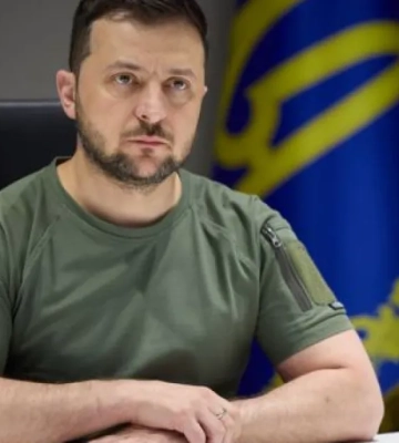 Зеленский подтвердил: в Крыму "минус" еще один вражеский самолет