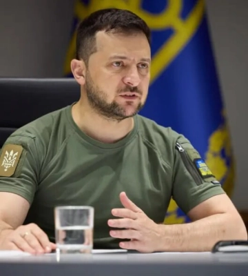 Украинские военные уничтожили второй за сутки российский самолет — Зеленский