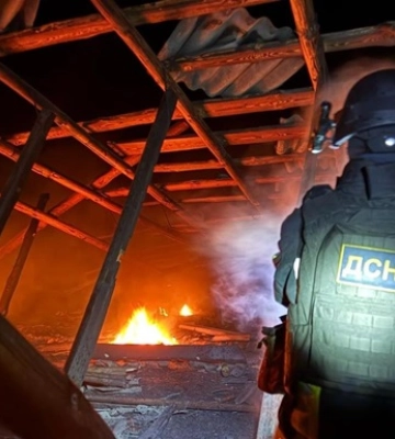 В Черкасском облцентре из-за дроновой атаки повреждено общежитие и возникло несколько пожаров - ОВА