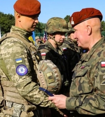 Тероборона з українцями. Країна-сусідка планує залучати мігрантів до підрозділів захисту Тероборона з українцями. Країна-сусідка планує залучати мігрантів до підрозділів захисту