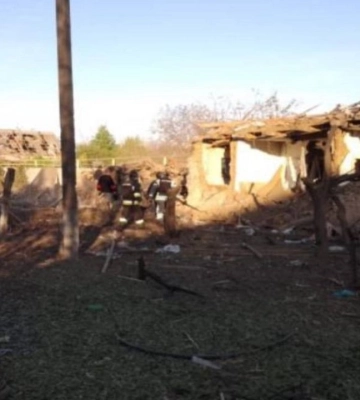Рашисти вдарили по Оріхову 8 КАБами: 2 людини поранені, зруйновано будинки. ФОТО