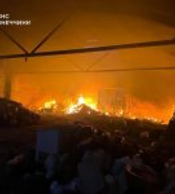 На Донеччині ліквідували пожежі після ударів ворожих дронів