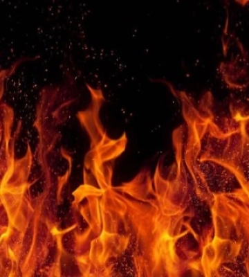 У трьох районах Київщини через ворожу атаку сталися пожежі