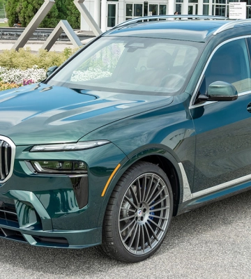 BMW відзначила випуск семи мільйонів автомобілів у США спеціальним Alpina XB7