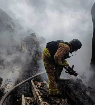 Загарбники упродовж доби атакували 12 громад Сумщини, є загиблий і поранені