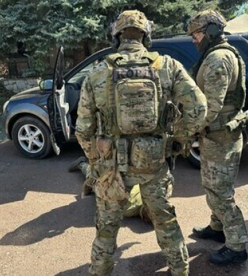 За $1300 допомагав ухилянтам уникати розшуку: на Чернігівщині викрито посадовця ТЦК, - ДПСУ. ФОТОрепортаж