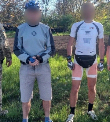 На Буковині двоє киян хотіли незаконно перетнути кордон на велосипедах
