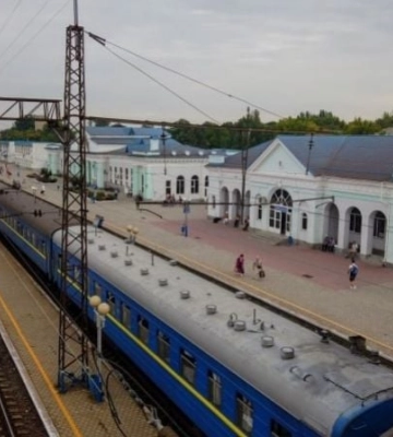Поезда через Мелитополь: Россия меняет логистику оккупации и готовит масштабный экспорт из Крыма