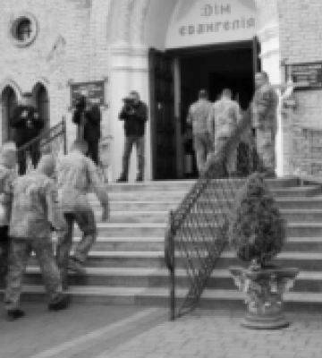 Луцька громада провела в останню путь загиблого захисника Олександра Карчевського