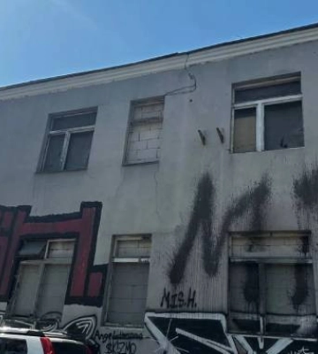 «Треба приватизувати», – секретар міськради Фалько про занедбану будівлю суду у центрі Миколаєва
