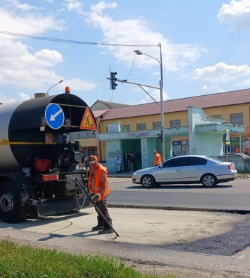 Завершено ремонт покриття М-06 у межах Ракошино