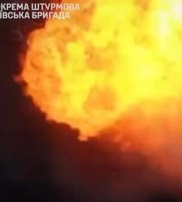 Российский захватчик исчез после атаки украинского дрона бойцов 5 ОШБр на Покровском направлении. ВИДЕО
