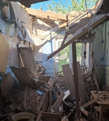 російські війська обстріляли Дніпропетровщину: поранено трьох жінок (ФОТО)