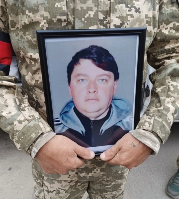 У Сумах попрощалися із захисником  Денисом Олійниковим